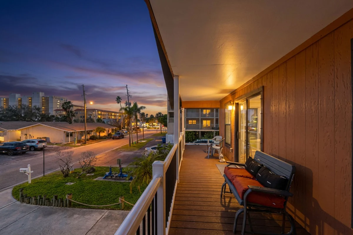 Joe's Beach House, Walk to IRB, Family Friendly property photo 2