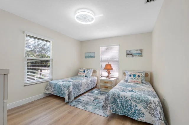 Bedroom 1 image 1