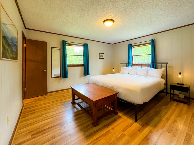 Master Suite image 1