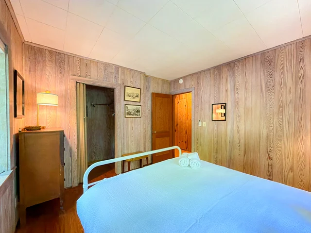 Master Bedroom image 1