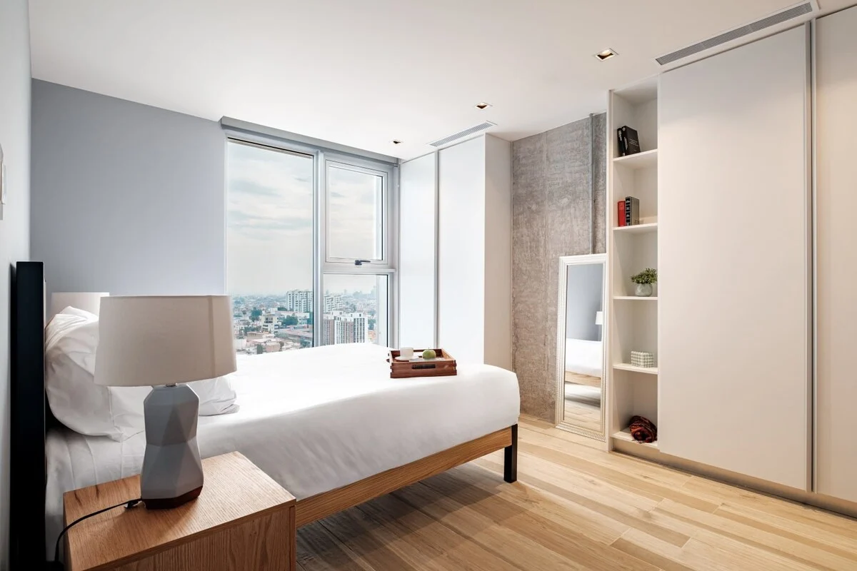 Ultra-Luxury with Balcony and City View property photo 3