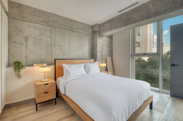 Bedroom image 1