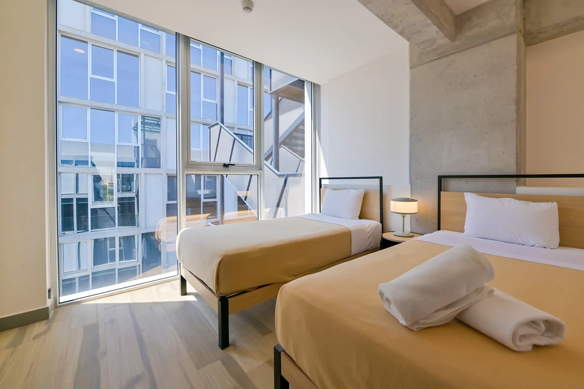 Corporate Three-Bedroom Duplex in Luxury Tower property photo 4