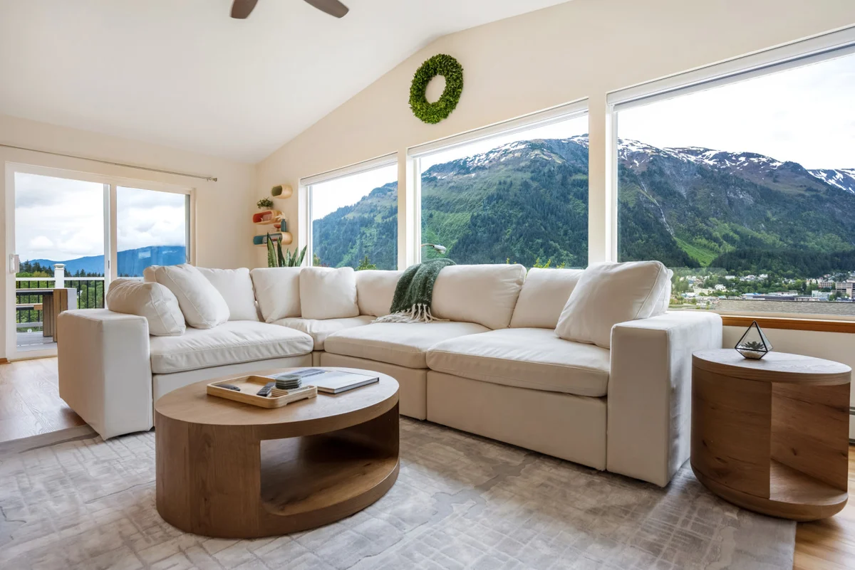 Luxury, Family Friendly, Panoramic View, Magical Mountain Retreat property photo 1