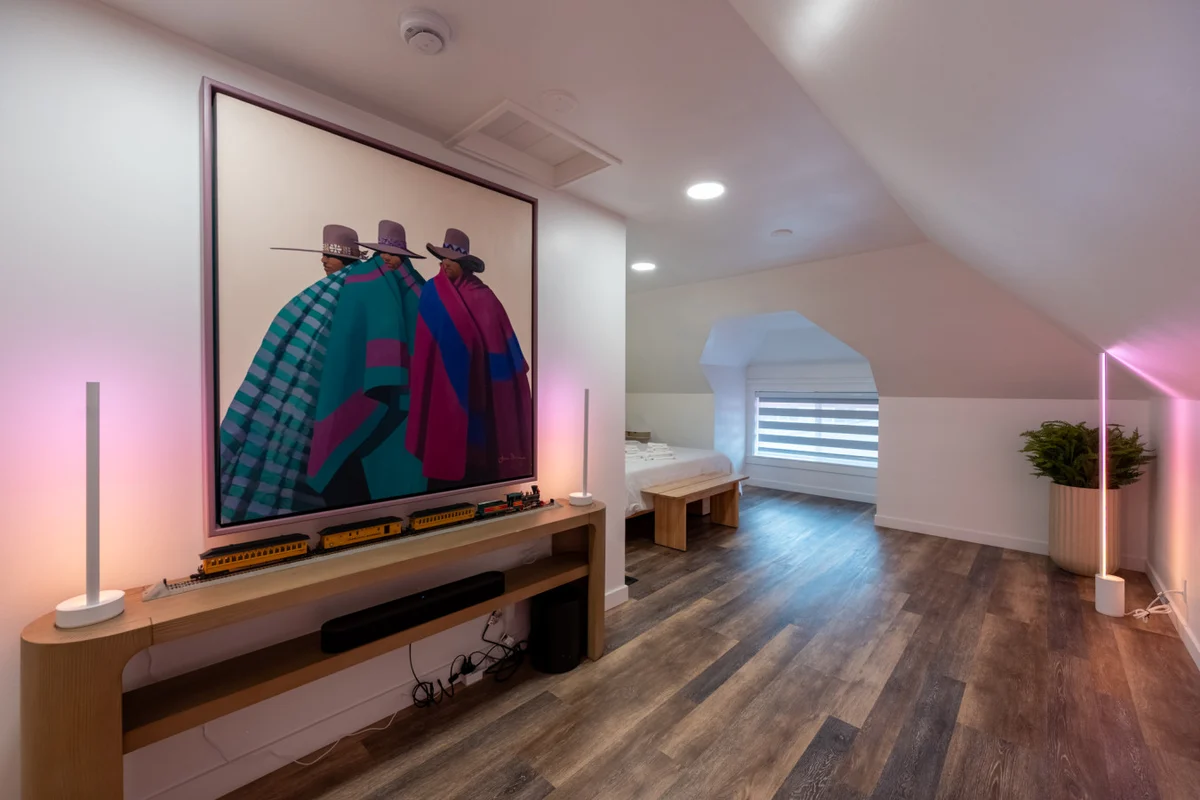 Luxury Downtown Home, Walk Everywhere, Boutique property photo 3