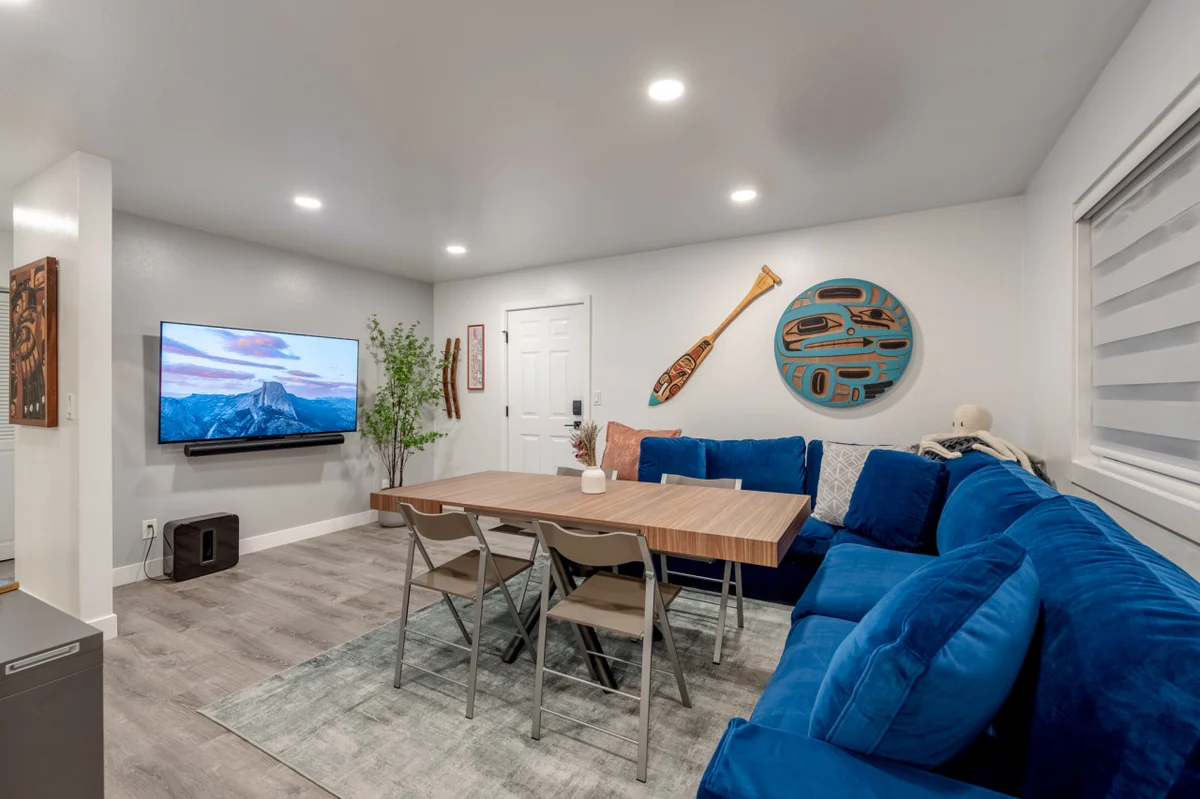 Modern Juneau 2-Bed Retreat, Fast Wi-Fi, Close to Downtown property photo 5