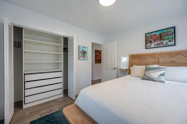Bedroom 3 image 1