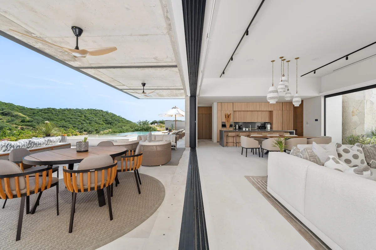 Modern & Spacious Villa at Querencia property photo 3