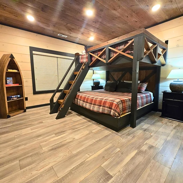 Bedroom 1 image 1