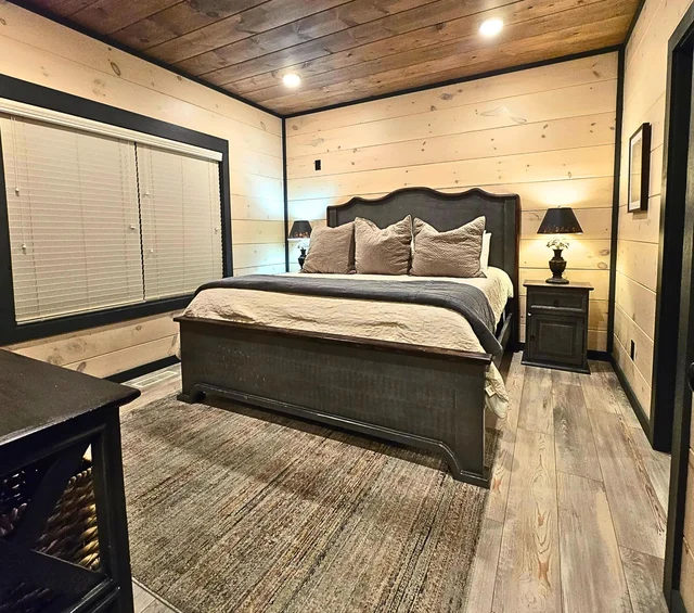Bedroom 4 image 1