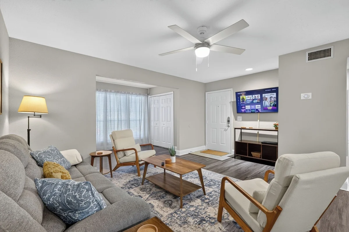 Minutes to Brookdale, Mayo, Beach + Jacksonville Favorites, Oh-Eight property photo 2