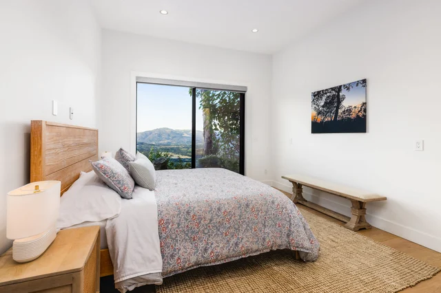 Bedroom image 1