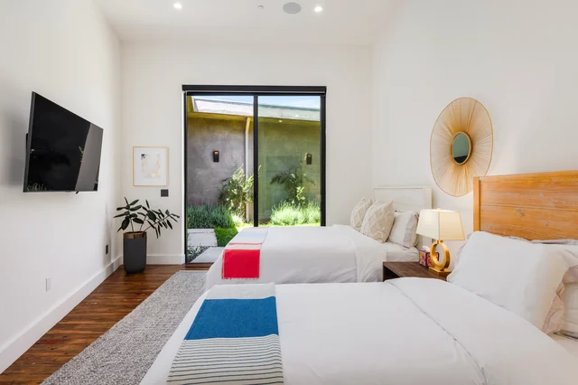 Bedroom image 1