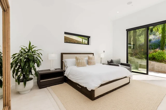 Bedroom image 1