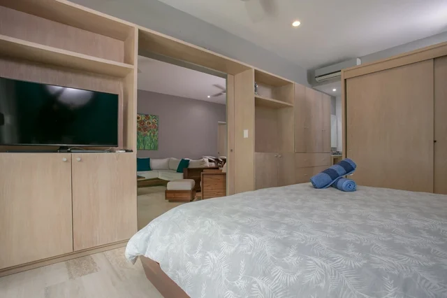 Bedroom 1 image 1