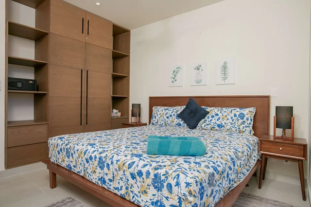 Bedroom 1 image 1
