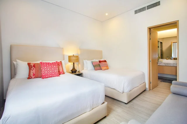 Bedroom 3 image 1