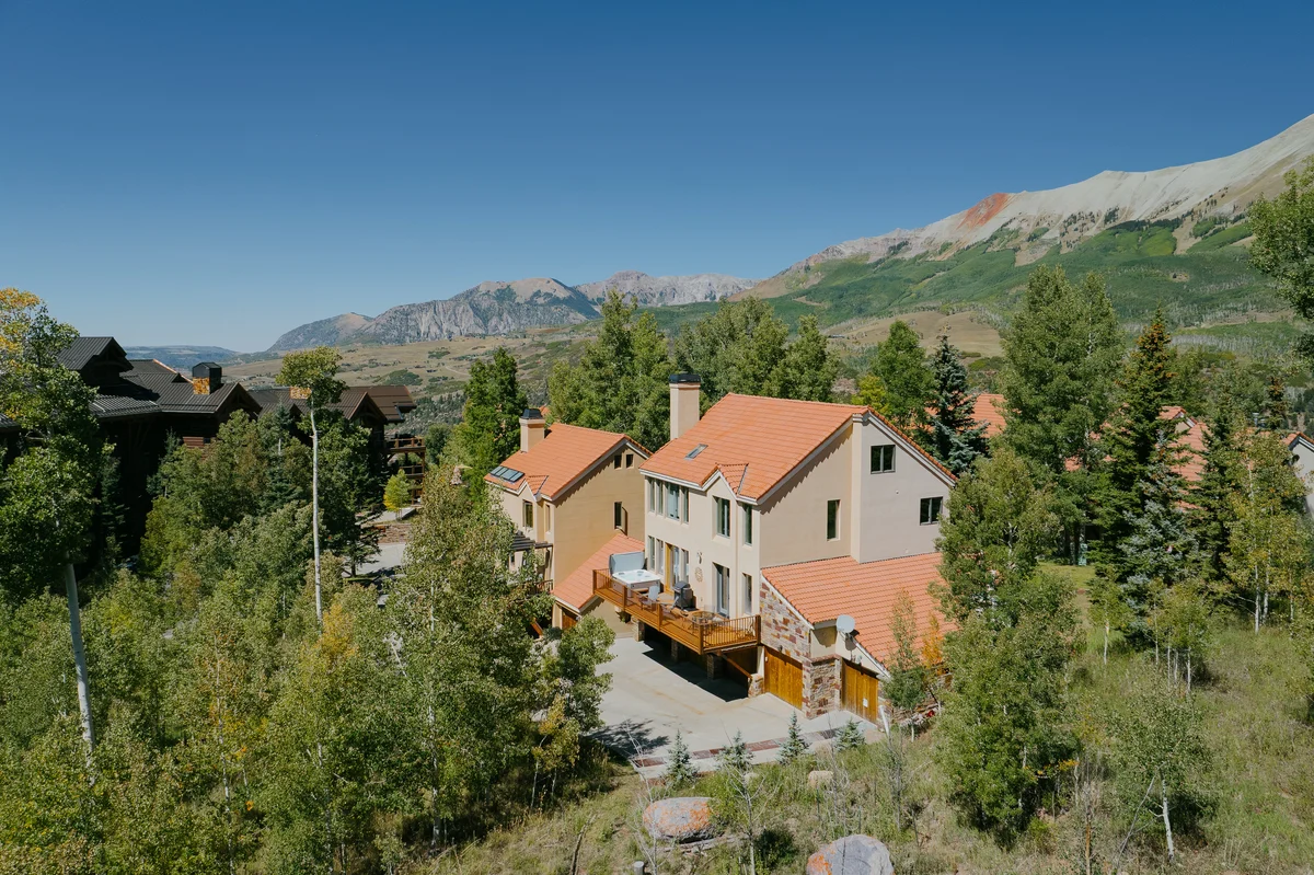 Crystal Ridge property photo 5