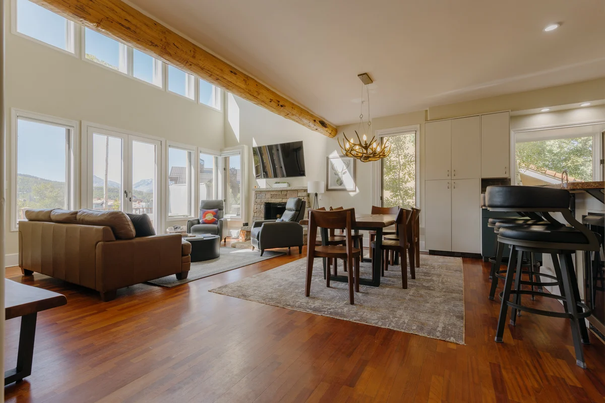 Crystal Ridge property photo 4
