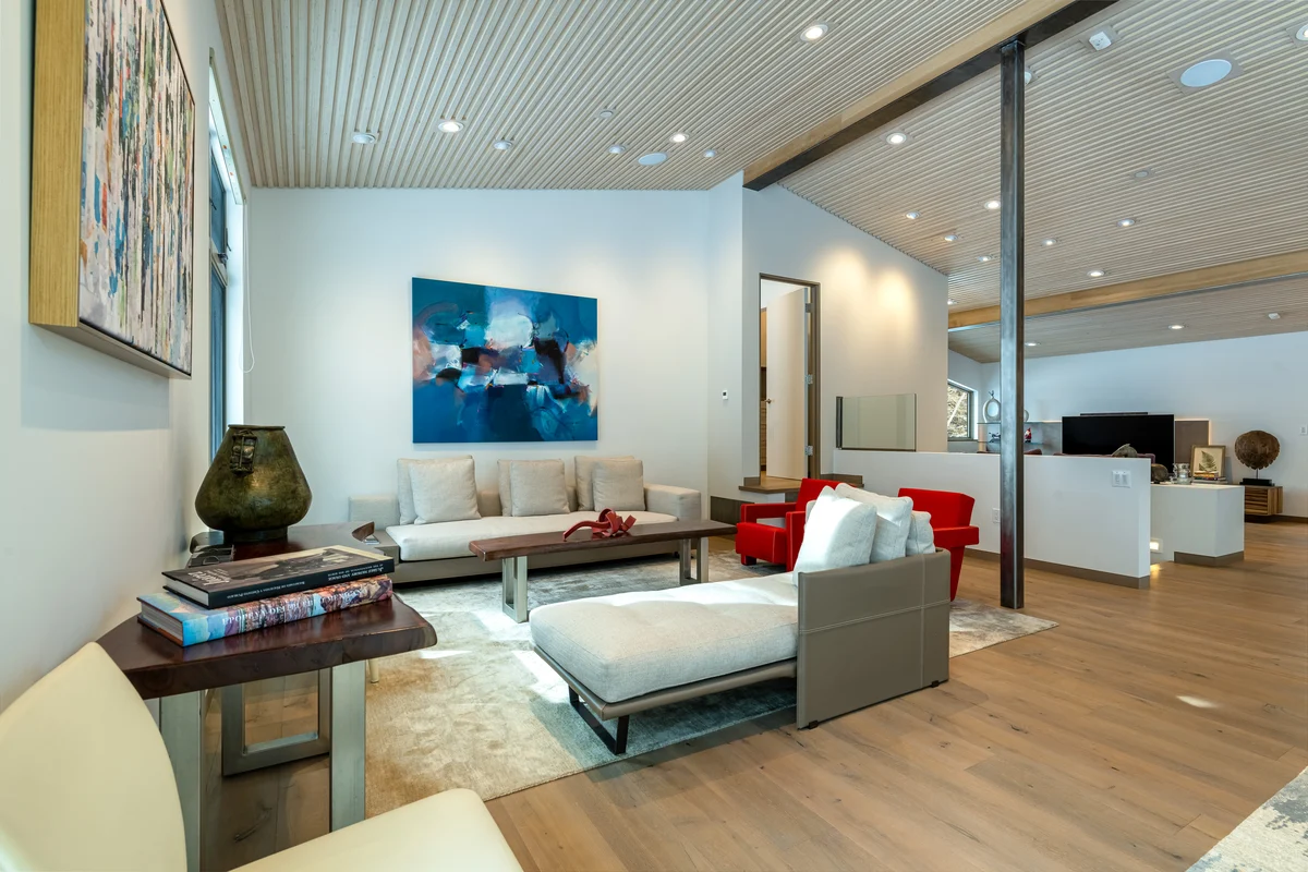 Aspen Pointe property photo 4
