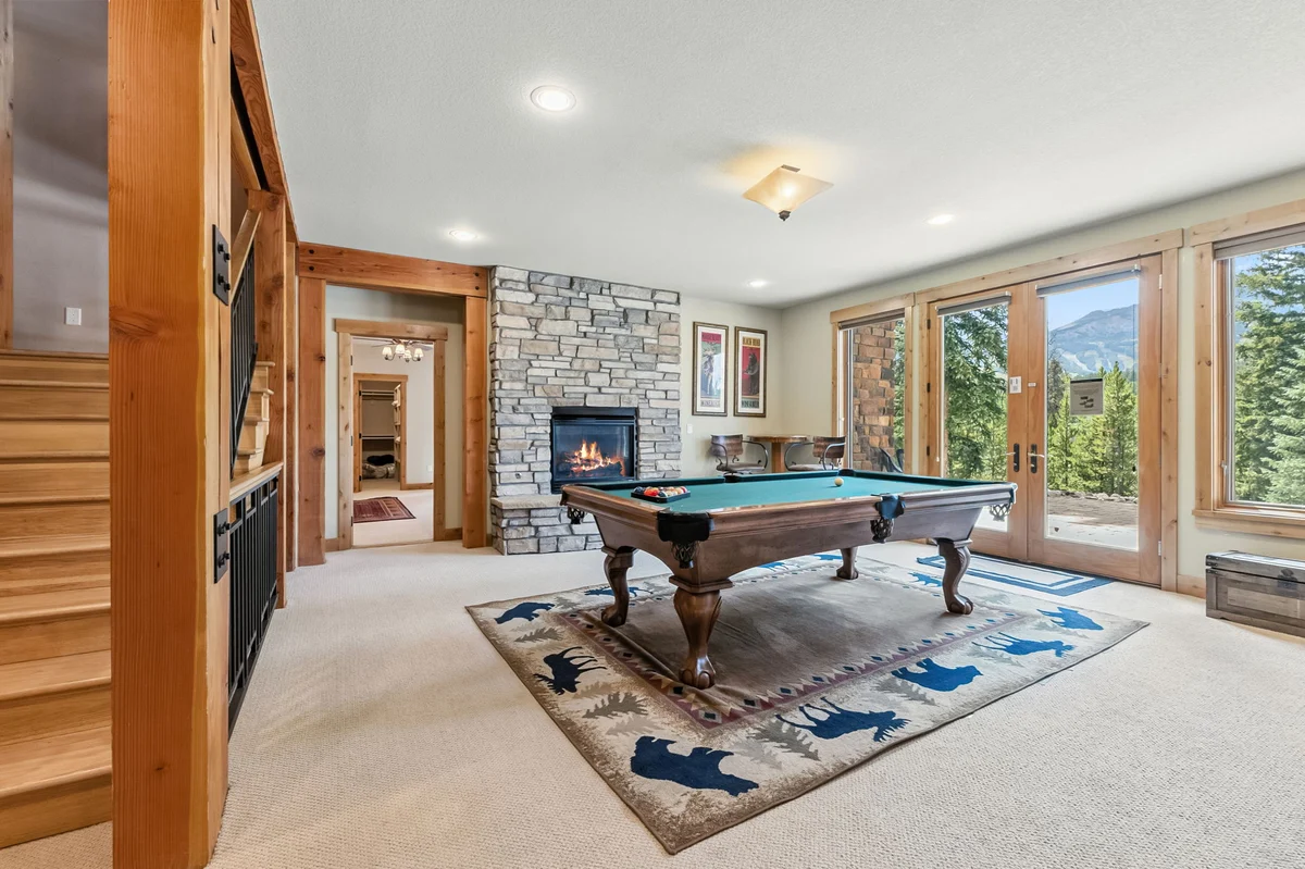 Mont Vista Chateau property photo 2