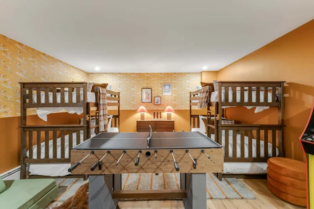 Bedroom image 1