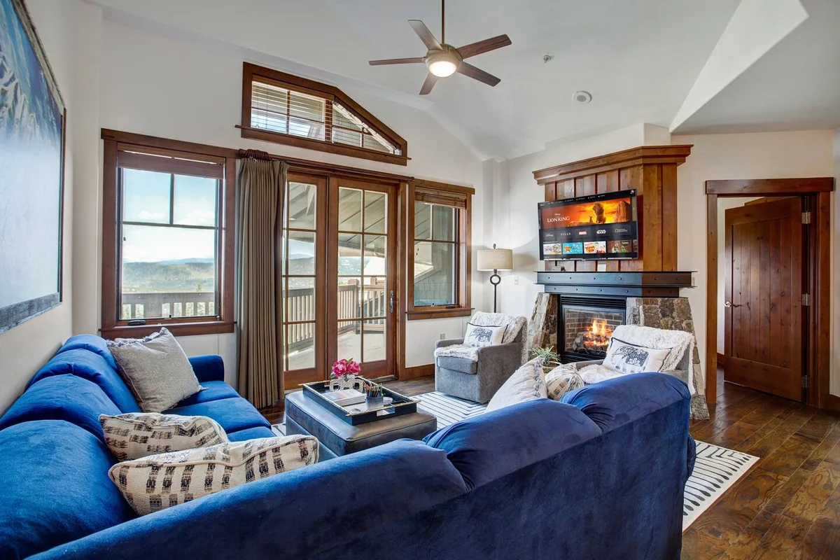 One Ski Hill Place Top-Floor Penthouse, 2 King Suites property photo 1