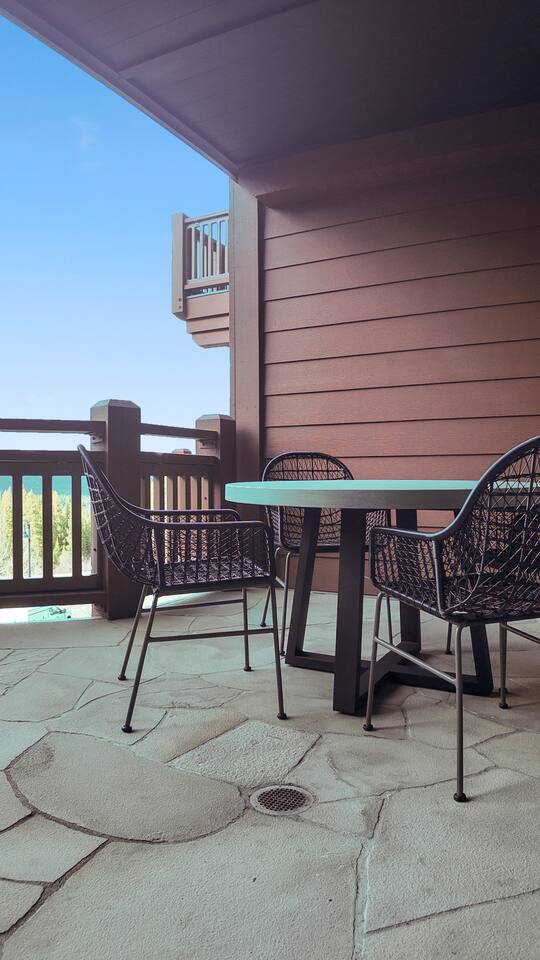 One Ski Hill Place Studio, Peak 8 Base, Spa & Pool property photo 3