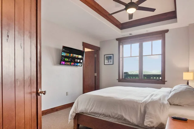 Bedroom 1 image 1