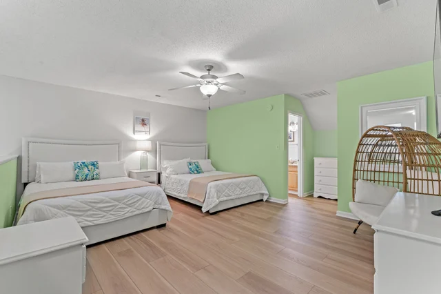 Bedroom 1 image 1