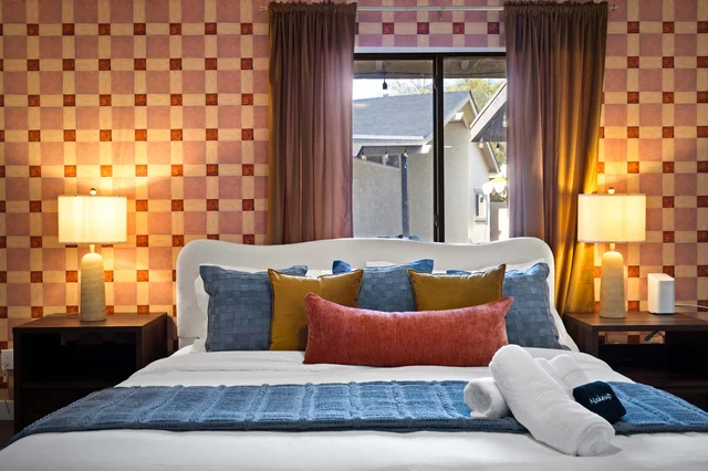 Bedroom image 1