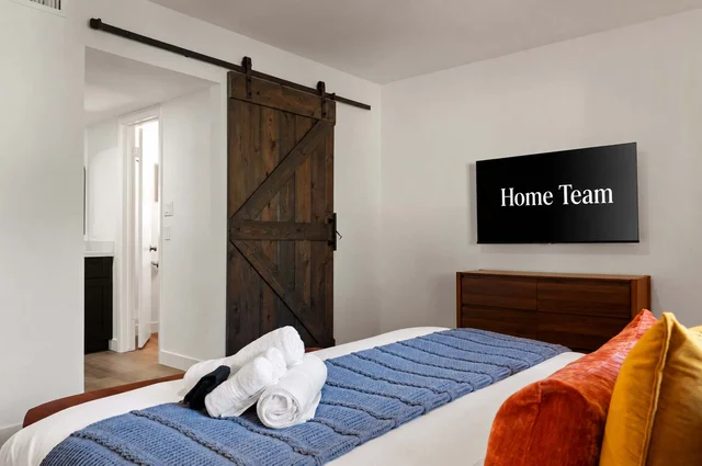 Bedroom image 1