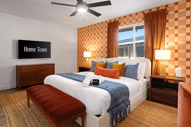 Bedroom image 1