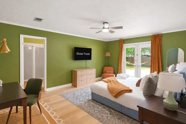 Bedroom image 1