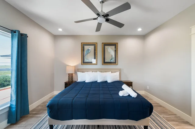 Bedroom image 1