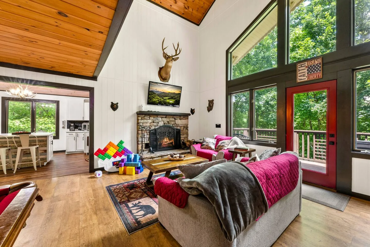 Cozy Mountain Chalet, Fun Family Retreat property photo 3