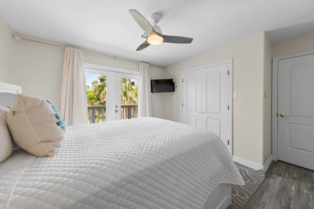 Bedroom image 1