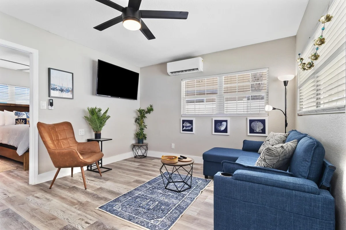 Sala Suites in St Pete Beach 2/2 Just 2 Blocks to Beach Access & Walkable to Restaurants and Nightlife property photo 4