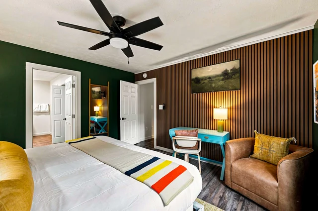 Bedroom image 1