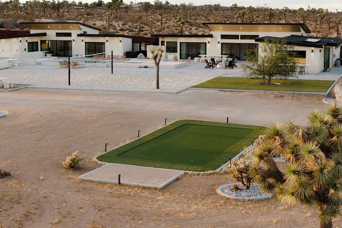 The Beachhouse in the Desert property photo 2