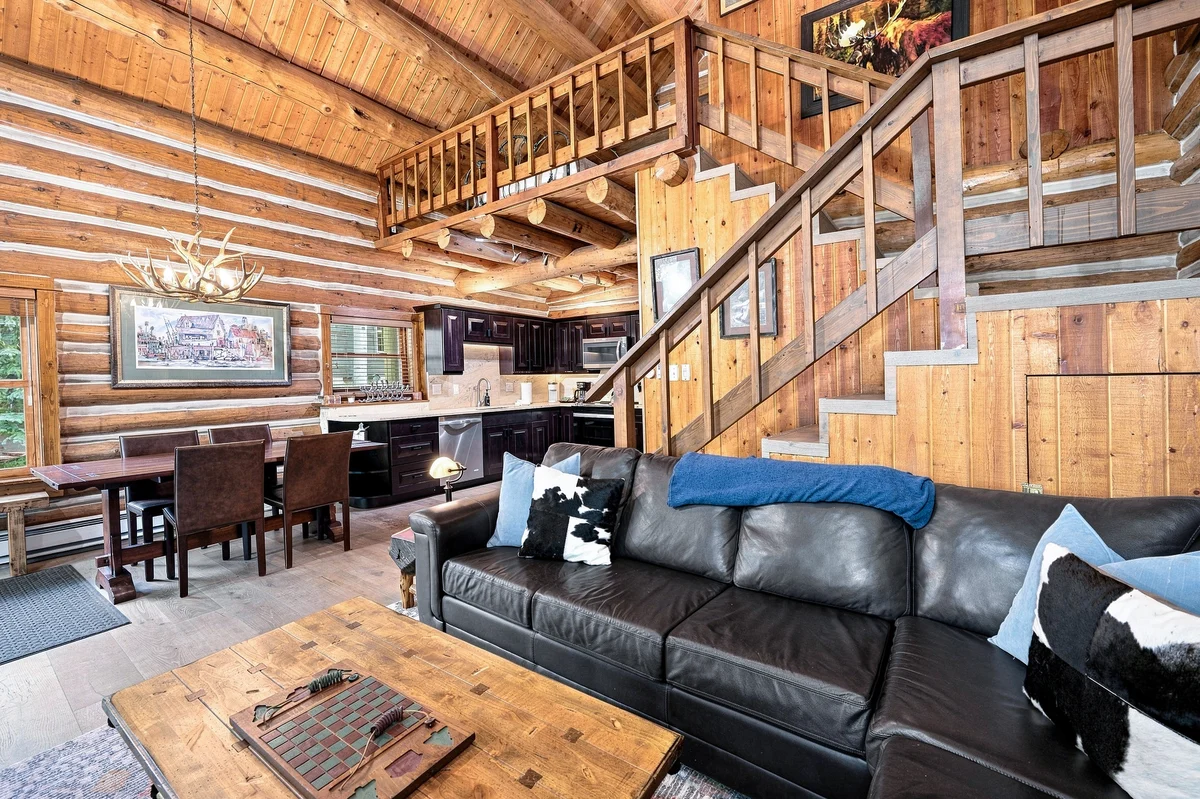 Log Cabin Mountain Retreat in West Vail TCB10 property photo 3