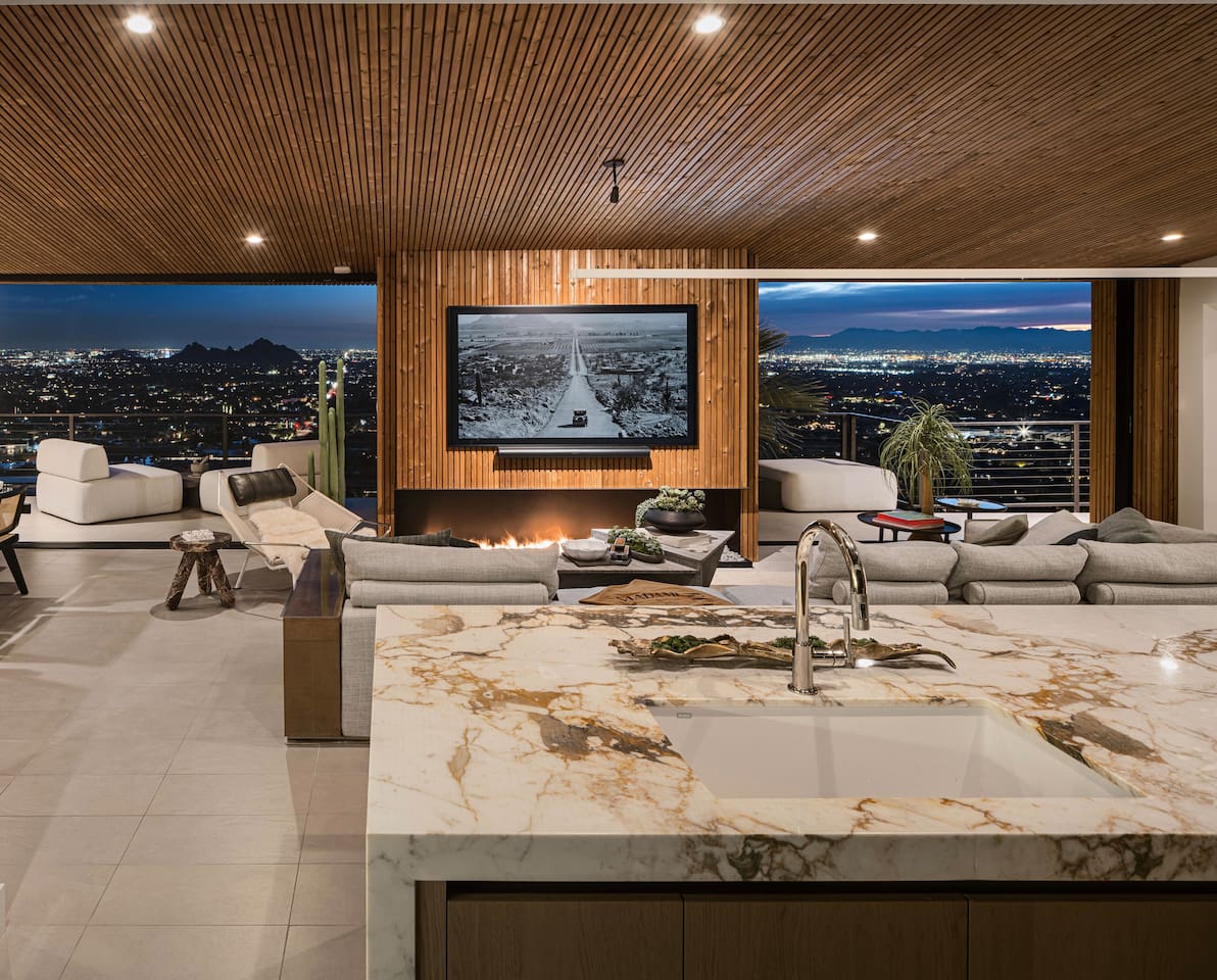 Skyeview - Award-Winning Mountaintop Oasis property photo 4