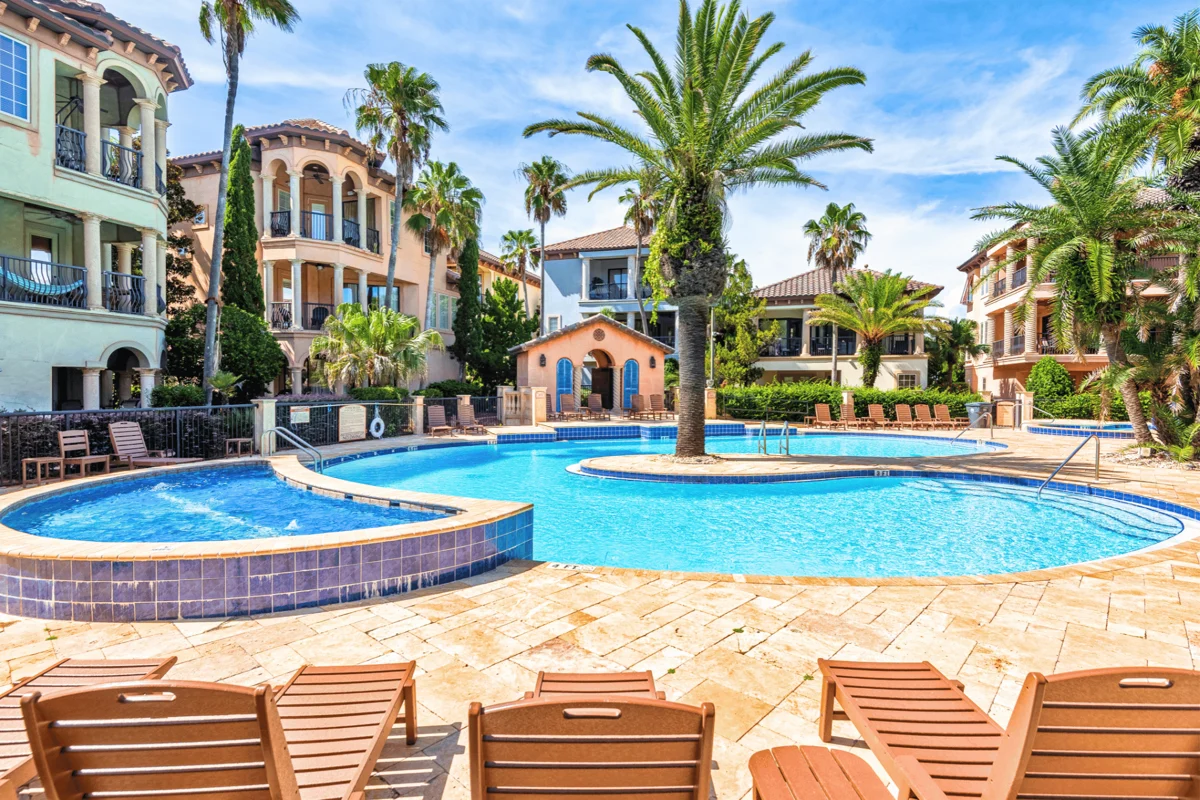 Chateau St Tropez property photo 3