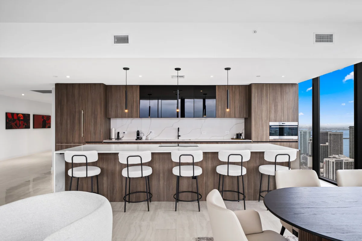 Condo in Miami property photo 5