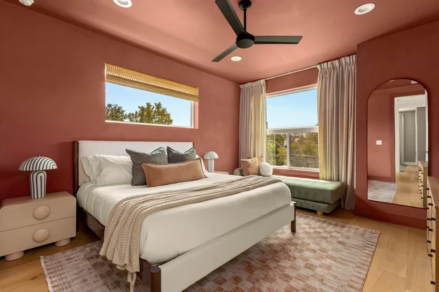 Bedroom image 1