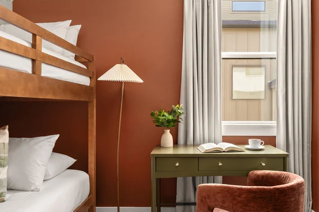 Bedroom image 1