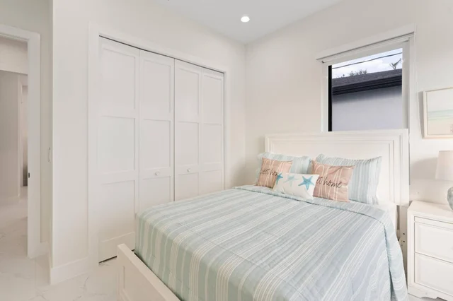 Bedroom 4 image 1