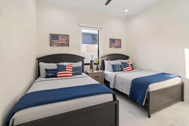Bedroom 1 image 1