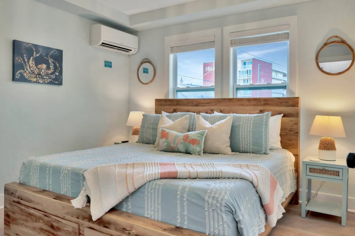 Tiki Treasure Island condo near Beach + Hot Tub property photo 3