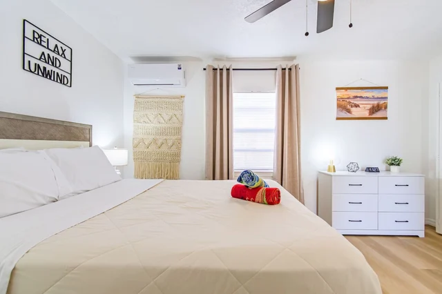 Bedroom 1 image 1